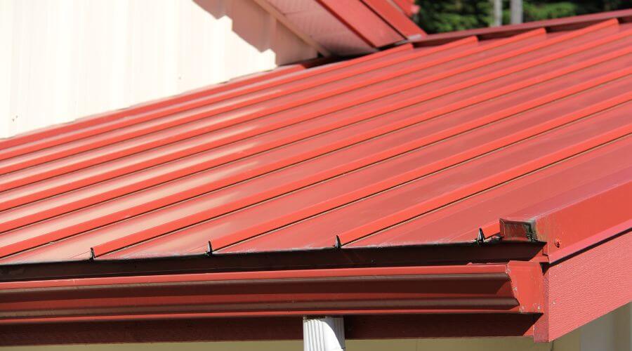 Professional metal roof installation in La Mesa, NM